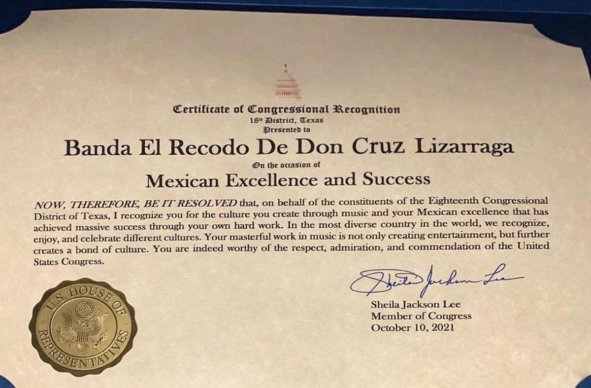 Con este reconocimiento se reconoce a la banda El Recodo “por la cultura que crea a través de su música y por la excelencia mexicana que ha logrado un éxito masivo a través de su arduo trabajo.”