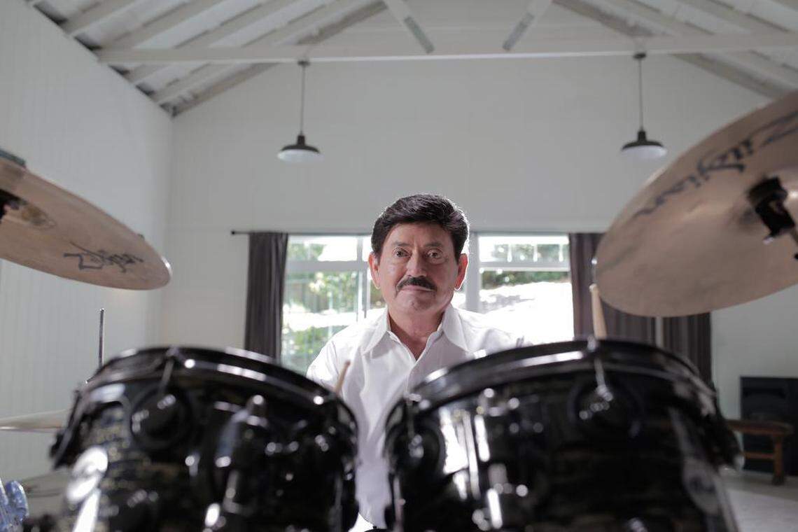 Óscar Lara durante el rodaje del documental ‘Los Tigres del Norte: Historias Que Contar’ que se estrena el viernes 17 de junio exclusivamente a través de Prime Video en más de 240 países y territorios.