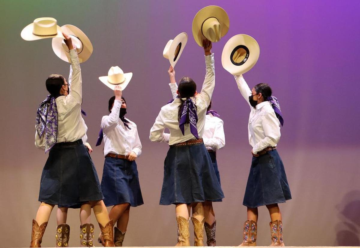 Grupo Folclórico Panteras de Washington Union High School perform calabaceados de Baja California during the 2022 High School Show Offs at Fresno High on March 12, 2022.