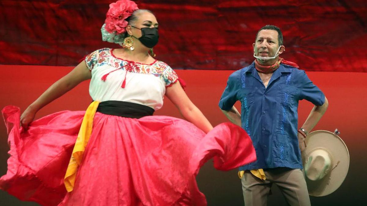 Compañía de Danza El Sol’s alumni group performs dances from Costa Chica during its 35th anniversary showcase at Roosevelt High.