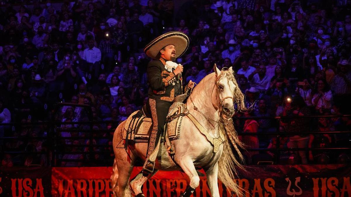 Pepe Aguilar y su familia llegan al Save Mart Center el 19 de septiembre a presentar 'Jaripeo Sin Fronteras.'