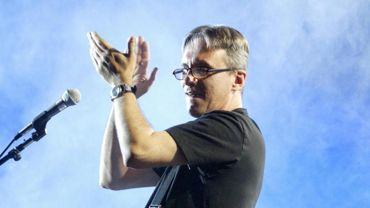 Marciano Cantero, se presentó con los Enanitos Verdes en concierto en Fresno en 2004. Cantero murió el 8 de septiembre.