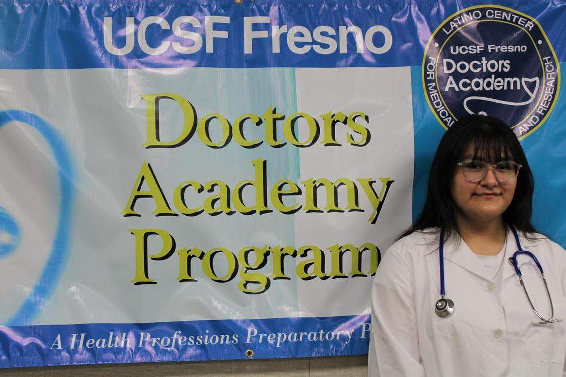 Chelsea Castillo, a senior at Caruthers High School who participated in the virtual summer experience of the Doctors Academy.