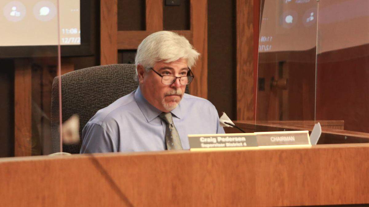 Supervisor Craig Pedersen, who is chairman of the board, made the motion and voted in favor of adopting public map 120.