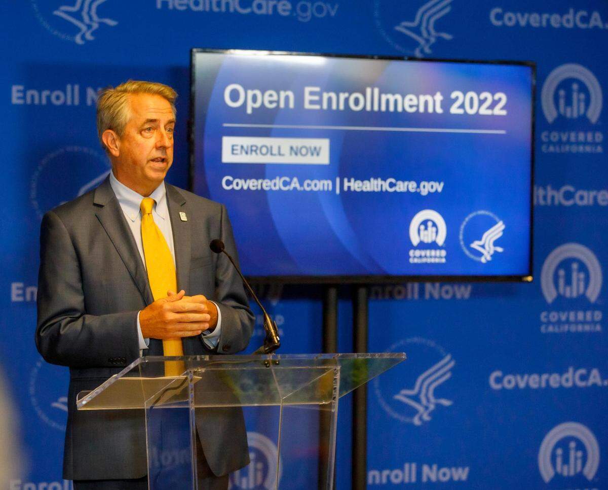 SACRAMENTO, Calif., November 1, 2021. Peter V. Lee, director of Covered California and US Secretary of Health and Human Services announce the first day of enrollment for Covered California inn Sacramento, Calif., November 1, 2021 Photo by Robert Durell