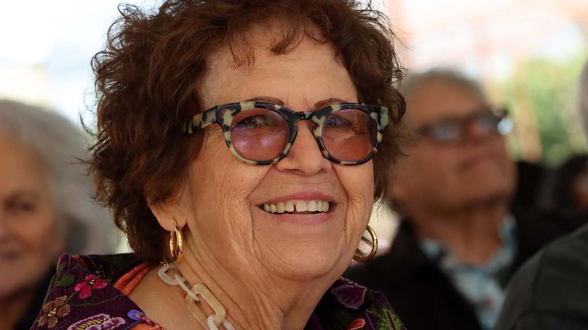Retired high school counselor Diana Rodríquez was honored as mother of the year during the Arte Américas Mother’s Day celebration on May 8, 2022.