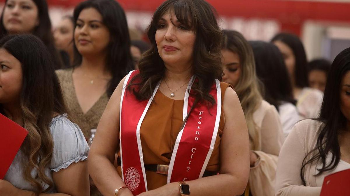 Ruby De La Cruz Caravantes, who participated in the Fresno City College Latino Graduation Ceremony on Saturday (May 21), hopes to set an example for her six children that higher education should be a priority. She is 49 years old and plans to transfer to Fresno Pacific.