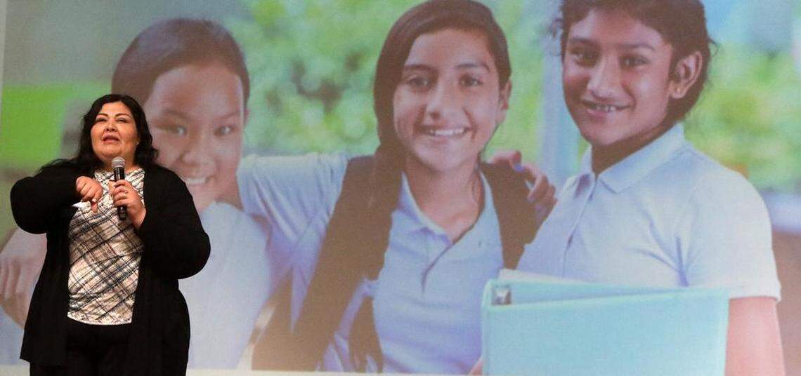 Verónica López of the Parent Institute for Quality Education (PIQE) spoke to parents about the education system during the seventh edition of the Feria de la Educación at Fresno State on Oct. 22, 2022.