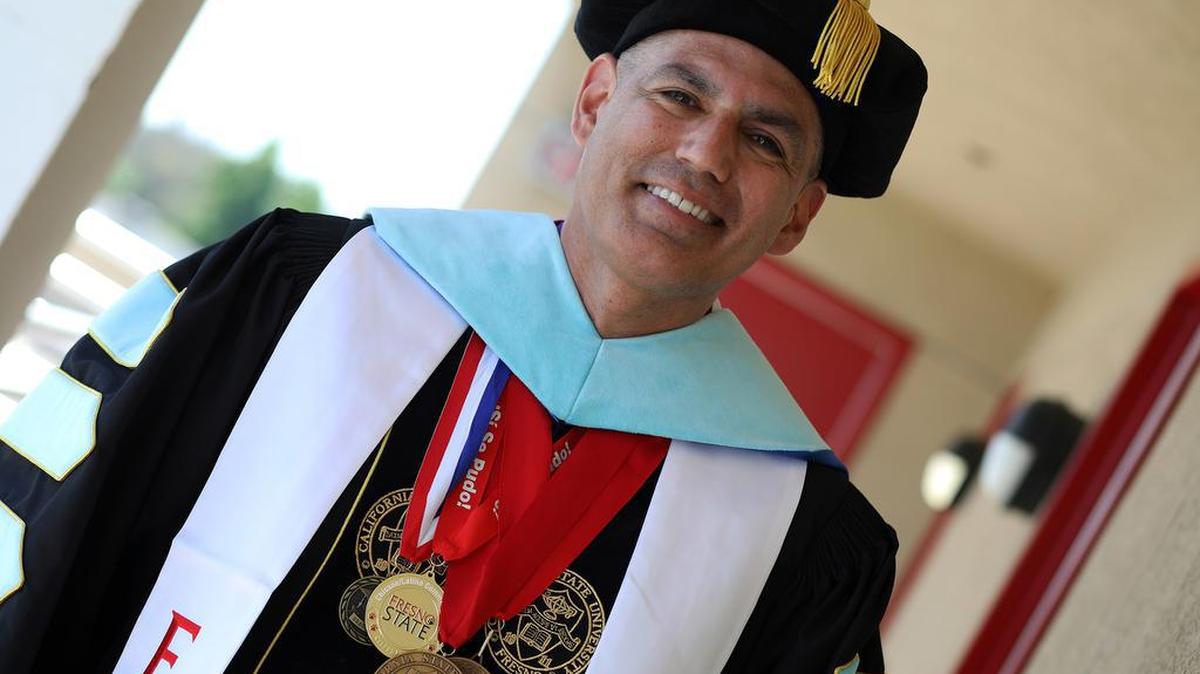 Henry ‘Hank’ Gutiérrez is Fresno State’s graduate level dean’s medalist from the Kremen School of Education.