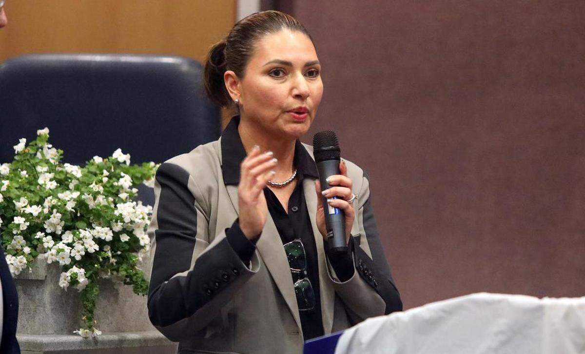 Modesto City Councilmember Rosa Escutia-Braaton welcomed state Sen. Marie Alvarado-Gil to her community swearing-in ceremony at the Modesto Irrigation District board room on March 16, 2023.