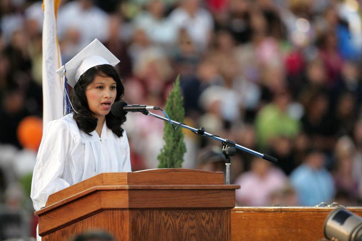 Elsa Mejía was a student speaker at the Madera High School graduation ceremony in June 2007. She will be the first Mixteca elected to a city council in the San Joaquín Valley.