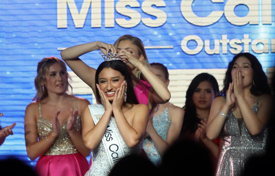 Miss Canyon Hill Maya Álvarez-Coyne is crowned 2021 Miss California’s Outstanding Teen by outgoing titleholder Isabella Mills on June 24, 2021 at the DoubleTree by Hilton Convention Center in Fresno.