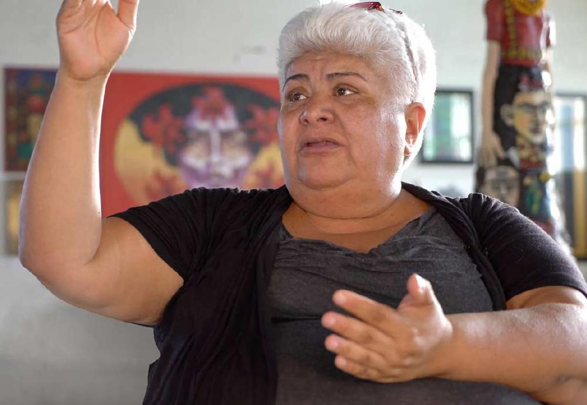 Fotografía sin fecha cedida por Armando Rangel donde aparece la cofundadora de la organización Una Mano Una Esperanza, Rosa Vergil García, quien es una votante demócrata, en Denver, Colorado.
