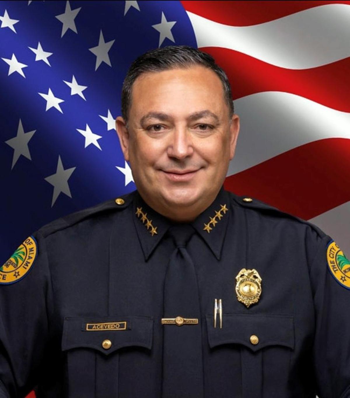 Art Acevedo fue suspendido a los seis meses de asumir el puesto de jefe policial de Miami, después de haber denunciado corrupción y la existencia de una “mafia cubana” en la ciudad.
