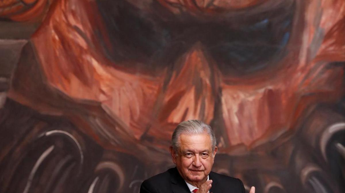 México President Andrés Manuel López Obrador has asked that those of Mexican descent in the United States to support political parties that are pro immigrant.