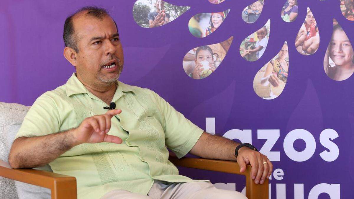 Juan Gabriel Segovia, general manager of Social Management at the Guanajuato State Water Commission, speaking during an interview in Puerto Morelos.