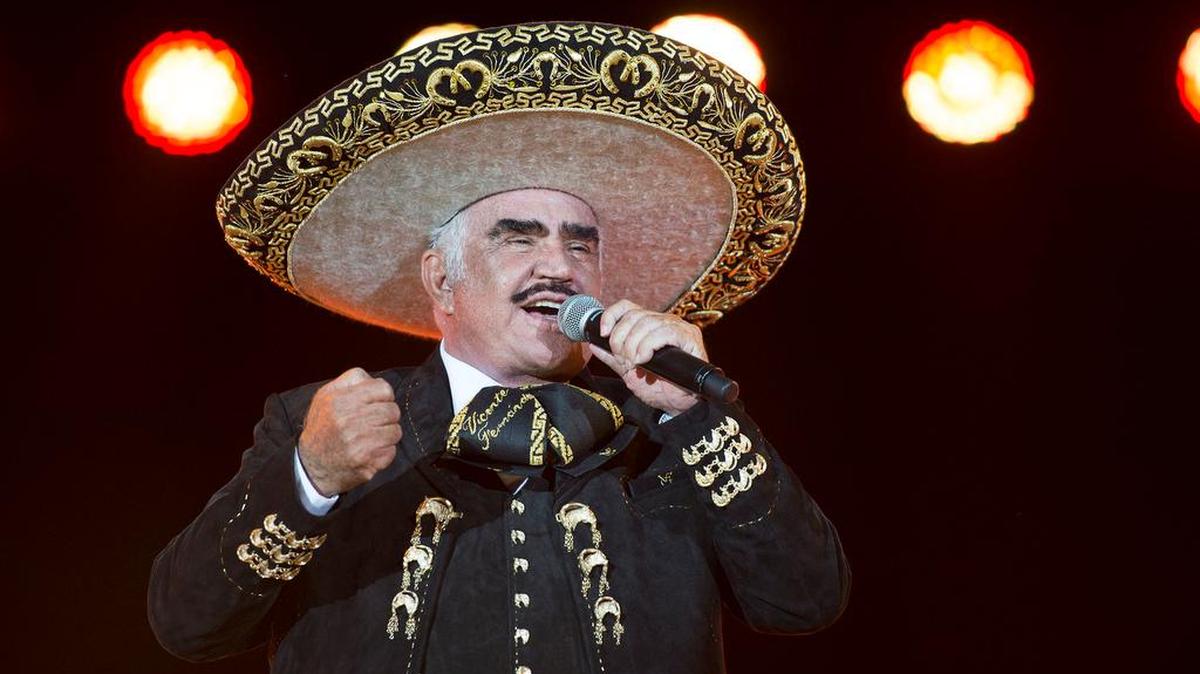 México’s legendary ranchera singer Vicente Fernández, who sold more than 65 million records, died Sunday (Dec. 12).
