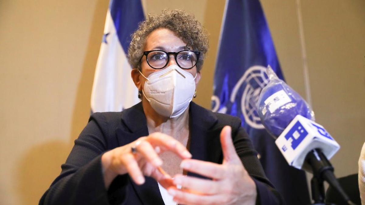 The massive flow of migrants to the United States shows that the phenomenon “is global” and requires coordinated solutions, said Michele Klein-Solomon, director for Central America, North America and the Caribbean of the International Organization for Migration.